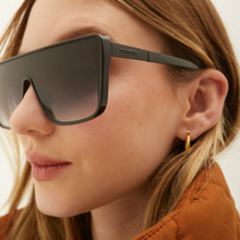 Load image into Gallery viewer, Rayz  - Limited Edition Black Squared Sunglasses