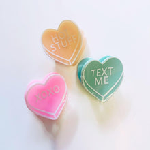 Load image into Gallery viewer, Romantic Set of 3 Mini Heart Claws in Heart Shaped Gift Box