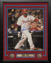 Load image into Gallery viewer, Ryan Howard Philadelphia Phillies Autographed 16" x 20" Framed Baseball Photo