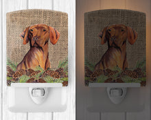 Load image into Gallery viewer, Vizsla Faux Burlap and Pine cones Ceramic Night Light SC9044CNL