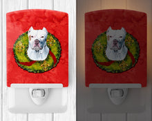 Load image into Gallery viewer, Pit Bull Christmas Wreath Ceramic Night Light SC9083CNL
