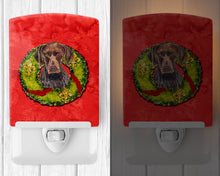Load image into Gallery viewer, German Shorthaired Pointer Christmas Wreath Ceramic Night Light SC9088CNL
