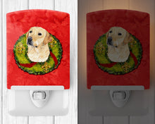 Load image into Gallery viewer, Labrador Christmas Wreath Ceramic Night Light SC9091CNL