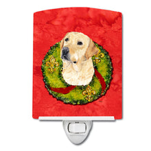 Load image into Gallery viewer, Labrador Christmas Wreath Ceramic Night Light SC9091CNL