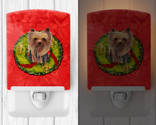 Load image into Gallery viewer, Yorkie Christmas Wreath Ceramic Night Light SC9094CNL
