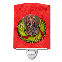 Load image into Gallery viewer, Dachshund Christmas Wreath Ceramic Night Light SC9105CNL