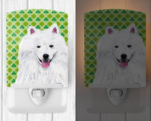 Load image into Gallery viewer, American Eskimo St. Patrick's Day Shamrock Portrait Ceramic Night Light SC9299CNL