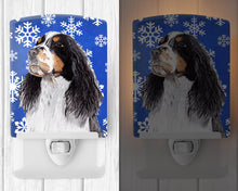 Load image into Gallery viewer, Springer Spaniel Winter Snowflakes Holiday Ceramic Night Light SC9361CNL