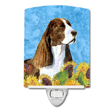 Load image into Gallery viewer, Springer Spaniel in Summer Flowers Ceramic Night Light SS4146CNL