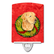 Load image into Gallery viewer, Golden Retriever Cristmas Wreath Ceramic Night Light SS4166CNL