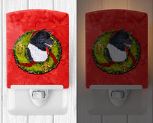 Load image into Gallery viewer, Akita Cristmas Wreath Ceramic Night Light SS4208CNL