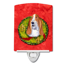 Load image into Gallery viewer, Basset Hound Cristmas Wreath Ceramic Night Light SS4215CNL