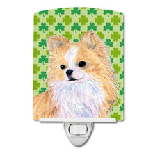 Load image into Gallery viewer, Chihuahua St. Patrick's Day Shamrock Portrait Ceramic Night Light SS4404CNL
