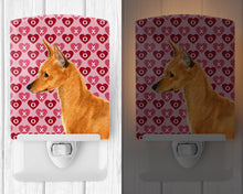 Load image into Gallery viewer, Min Pin Hearts Love and Valentine's Day Portrait Ceramic Night Light SS4466CNL