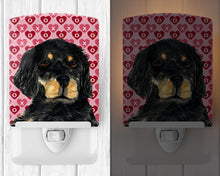 Load image into Gallery viewer, Gordon Setter Hearts Love and Valentine's Day Portrait Ceramic Night Light SS4515CNL