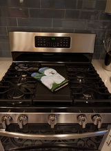 Load image into Gallery viewer, Bichon Frise Oven Mitt SS8025OVMT