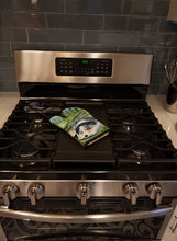 Load image into Gallery viewer, Australian Shepherd Oven Mitt SS8283OVMT
