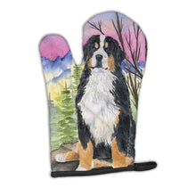 Load image into Gallery viewer, Bernese Mountain Dog Oven Mitt SS8336OVMT