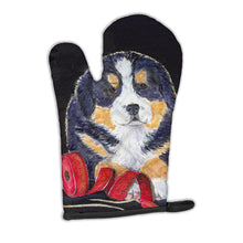 Load image into Gallery viewer, Bernese Mountain Dog Oven Mitt SS8569OVMT