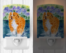 Load image into Gallery viewer, Nova Scotia Duck Toller Ceramic Night Light SS8619CNL