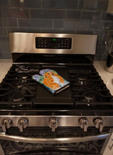 Load image into Gallery viewer, Nova Scotia Duck Toller Oven Mitt SS8619OVMT