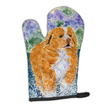Load image into Gallery viewer, Nova Scotia Duck Toller Oven Mitt SS8619OVMT