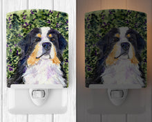 Load image into Gallery viewer, Bernese Mountain Dog Ceramic Night Light SS8830CNL