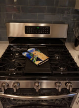 Load image into Gallery viewer, Norwich Terrier Oven Mitt SS8984OVMT