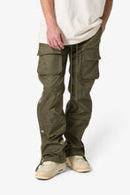 Load image into Gallery viewer, Snap Front Cargo Pants - Olive