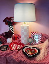 Load image into Gallery viewer, Checkered Heart Column Vase