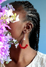 Load image into Gallery viewer, Tear drop Pearl Burst Earrings