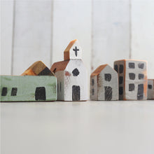 Load image into Gallery viewer, Tiny Wooden Houses