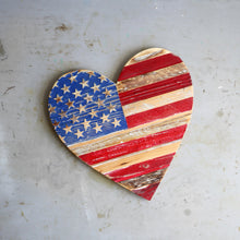 Load image into Gallery viewer, USA Pallet Wood Hearts