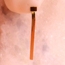 Load image into Gallery viewer, Serpent Chain Stud - Mix and Match Earring