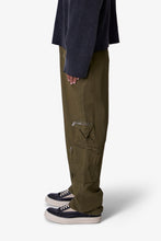 Load image into Gallery viewer, Ultra Baggy Tactical Cargo Pants - Olive
