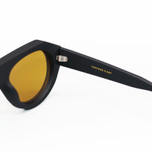 Load image into Gallery viewer, Vega Shield - Matte Black &amp; Yellow