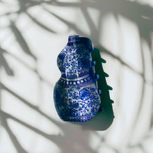 Load image into Gallery viewer, Velvet Claws Antique Vase Hair Clip | Claw Clip in Velvet Travel Bag