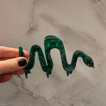 Load image into Gallery viewer, Velvet Claws Cleopatra Green Snake Hair Claw | Claw Clip in Velvet Travel Bag