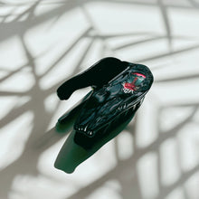 Load image into Gallery viewer, Velvet Claws Mandrill Ape Hair Claw in Black | Claw Clip in Velvet Travel Bag