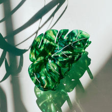 Load image into Gallery viewer, Velvet Claws Monstera Leaf Hair Claw | Claw Clip in Velvet Travel Bag