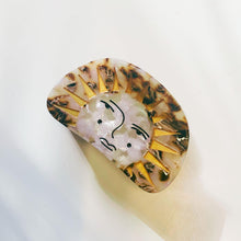 Load image into Gallery viewer, Velvet Claws Mr. Golden Sun Hair Clip | Claw Clip in Velvet Travel Bag
