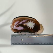 Load image into Gallery viewer, Velvet Claws Pure Seventies Amber Flower Hair Claw | Claw Clip in Velvet Travel Bag