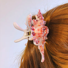 Load image into Gallery viewer, Velvet Claws Realistic Conch Shell Hair Claw in Natural Brown and White | Claw Clip in Velvet Travel Bag