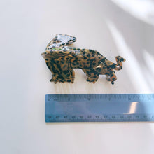 Load image into Gallery viewer, Velvet Claws Shaped Cheetah Hair Claw | Claw Clip in Velvet Travel Bag