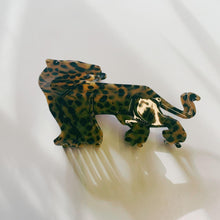 Load image into Gallery viewer, Velvet Claws Shaped Cheetah Hair Claw | Claw Clip in Velvet Travel Bag
