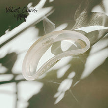 Load image into Gallery viewer, Velvet Claws The Bean Hair Claw in Crystal | Claw Clip in Velvet Travel Bag