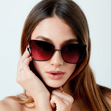 Load image into Gallery viewer, Vixen - Ruby Rimless Metal Cateye Sunglasses
