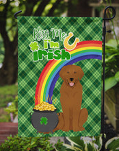 Load image into Gallery viewer, Mahogany Golden Retriever St. Patrick's Garden Flag – "Kiss Me I’m Irish" with Pot of Gold &amp; Rainbow