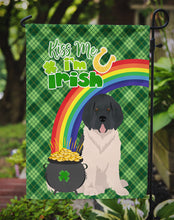 Load image into Gallery viewer, Landseer Newfoundland St. Patrick's Garden Flag – "Kiss Me I’m Irish" with Pot of Gold &amp; Rainbow