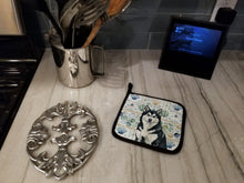 Load image into Gallery viewer, Black and White Alaskan Malamute Coastal Sea Glass Pair of Pot Holders